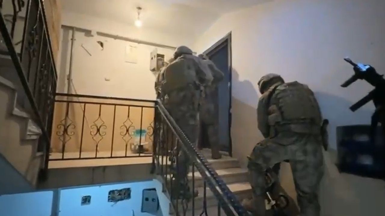 Sakarya’da DEAŞ operasyonu: 3 ilçede 5 gözaltı, 2 tutuklama