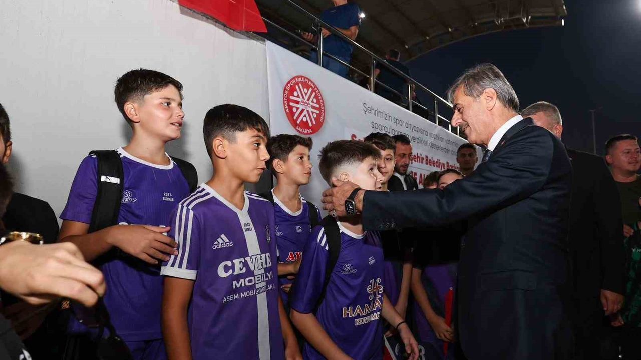 Uluslararası turnuvalar, 275 madalya, milyonluk destek... Sakarya'da spor yılı!