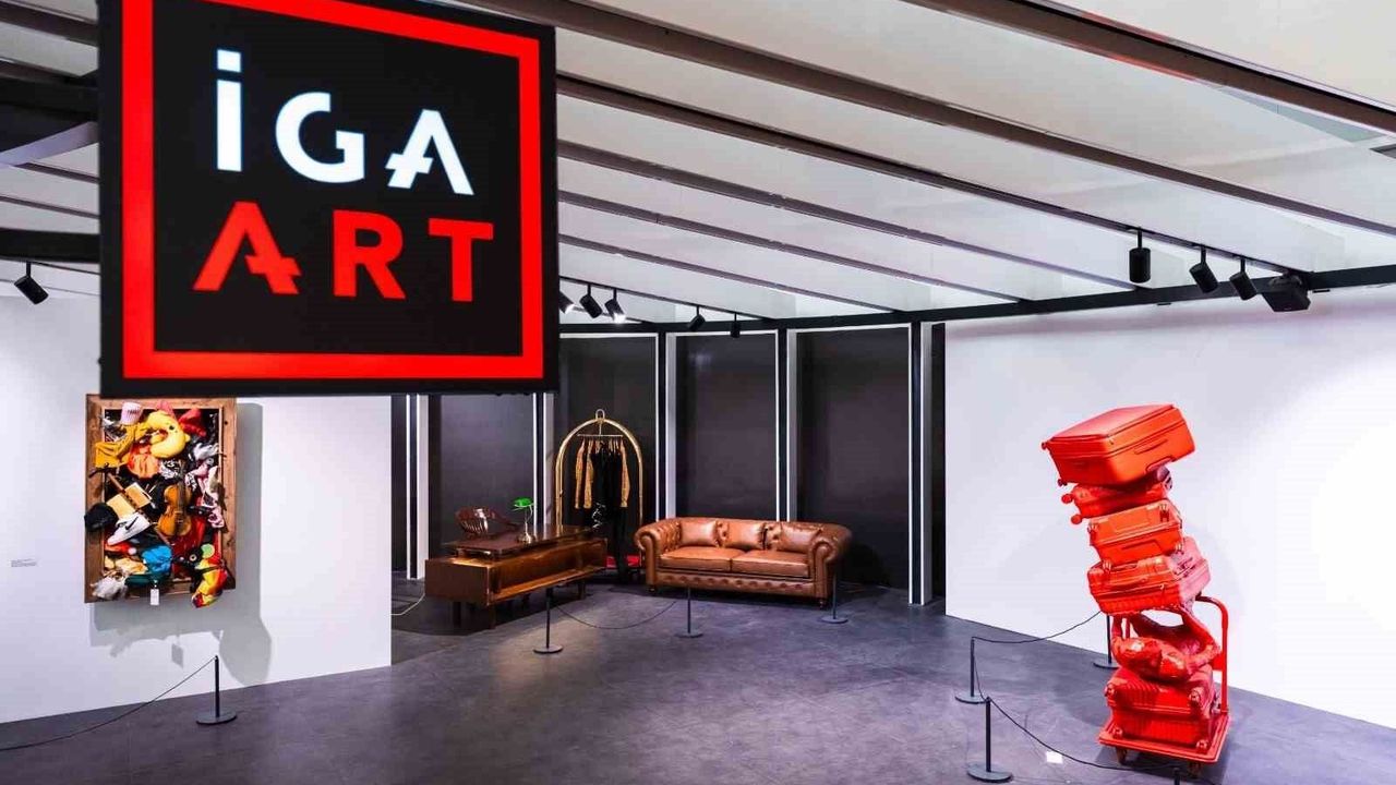 Sanatçı Beyazıt Öztürk'ten İGA İstanbul Havalimanı'nda 'Şeyler' sergisi