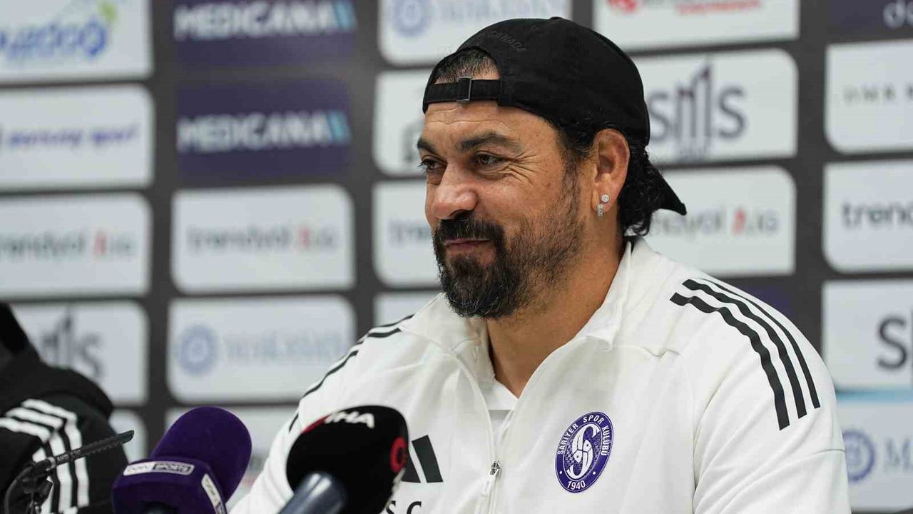 Servet Çetin: “1 kenar, 1 orta saha alırsak daha iyi bir takım oluruz”