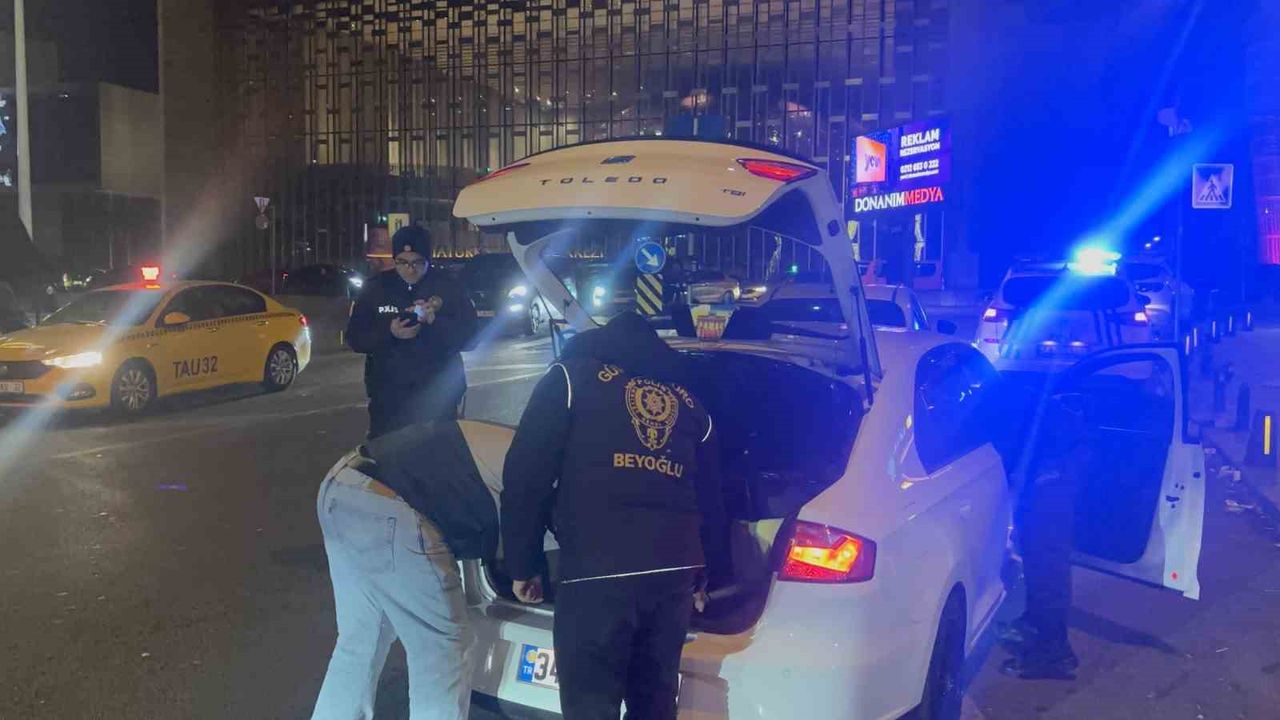 Taksim'de 'Huzur İstanbul' uygulaması