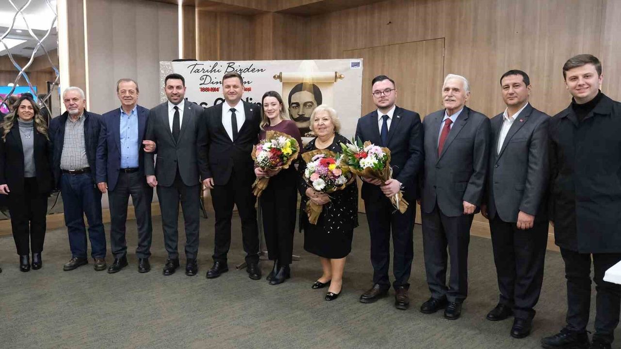 Bilinmeyenler belgelerle anlatıldı: Yakın tarihe dair dikkat çeken söyleşi