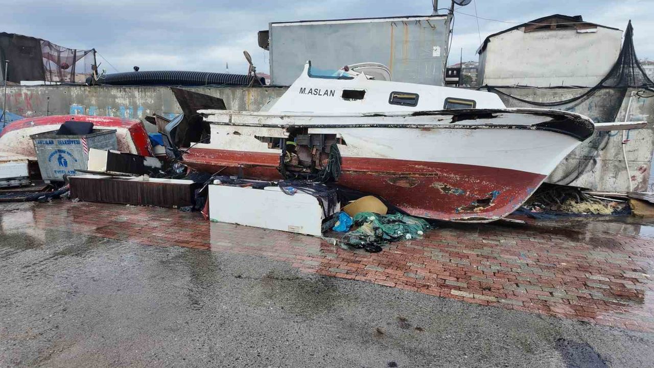 Tekneler ve barınaklar zarar gördü, balıkçılar nöbette