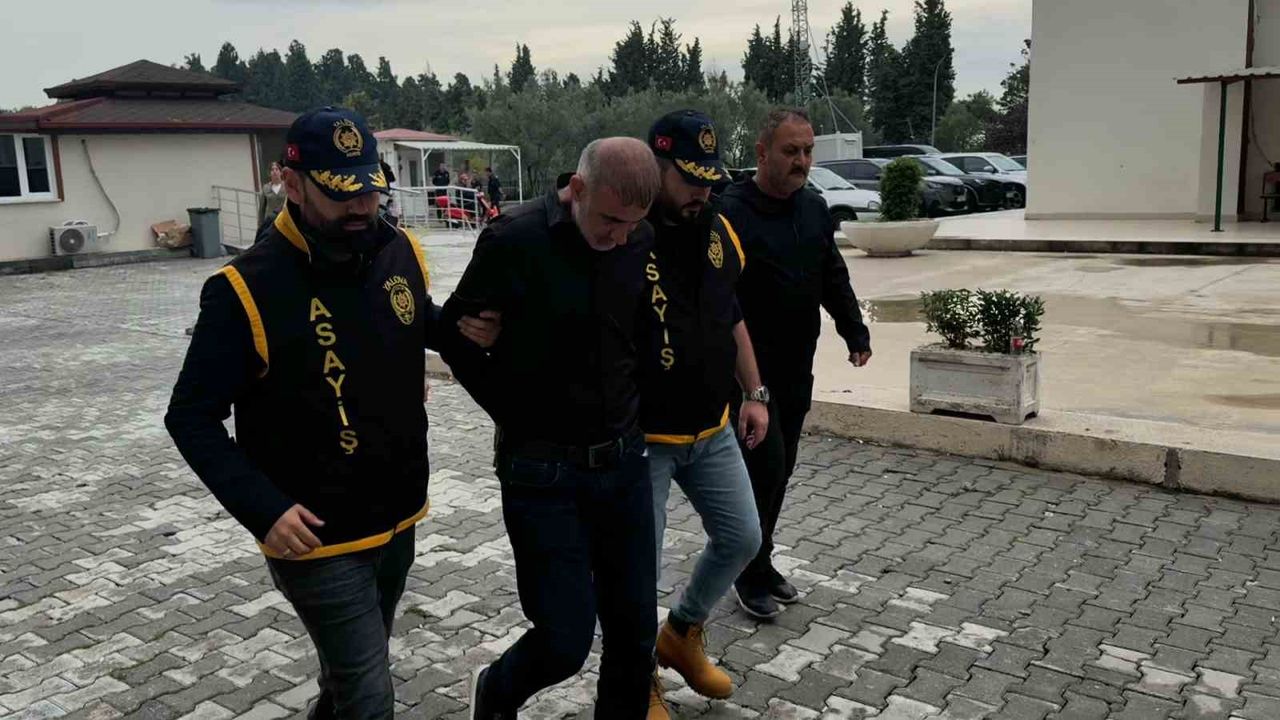 Yalova'da sokak ortasında eşini öldüren zanlıya ağırlaştırılmış müebbet talebi