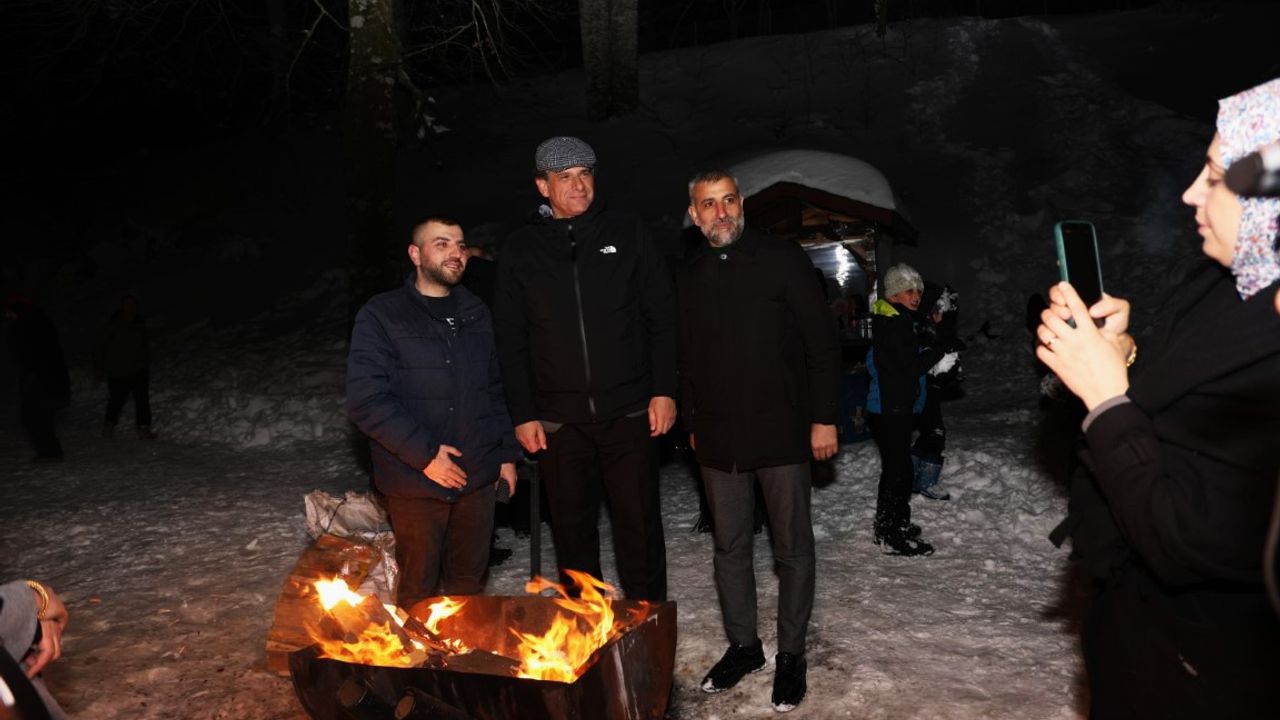 Kartepe’de karne tatili coşkusu: Başkan Kocaman çocuklarla kar keyfi yaptı