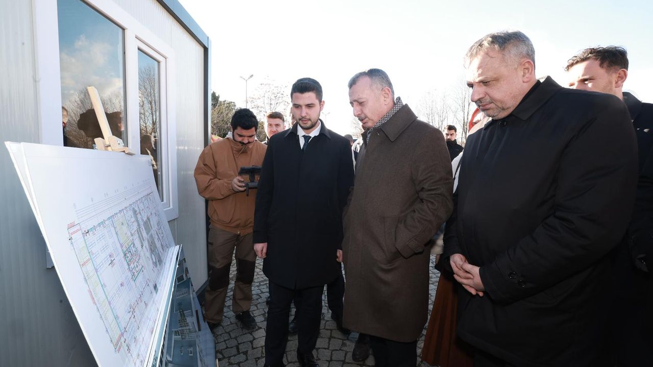 Başkan Büyükakın İnceledi: Seka Kültür Alanı Teknoloji Üssü Oluyor