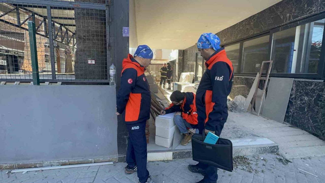 Marmaris’te otel çöktü: İşçiler çökmeden 2 saat önce uyarı seslerini duydu