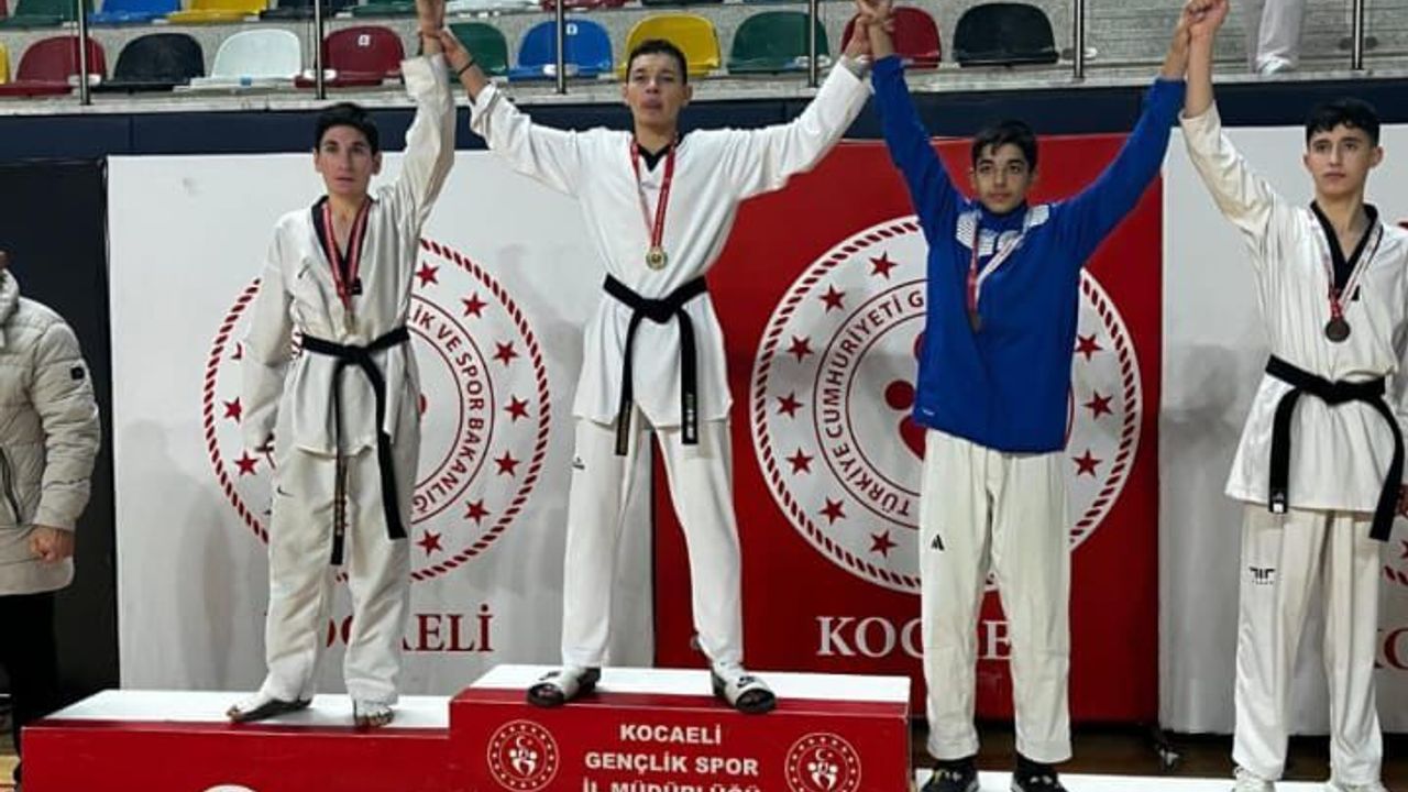 Derince Birliksporlu Tekvandocular Başarılarıyla Göz Doldurdu