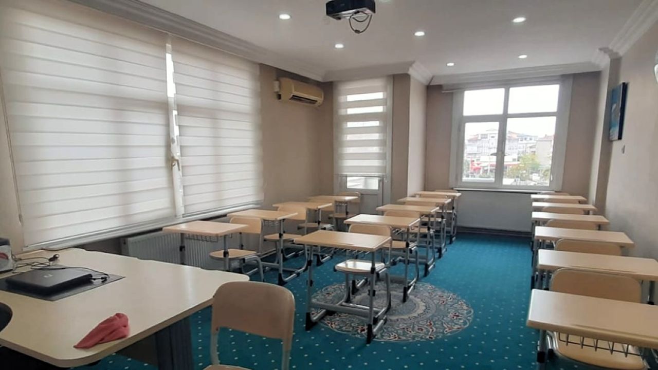 Okullarda çok sayıda kişi işe alınacak: Bu işleri yaparım diyenlere iyi haber