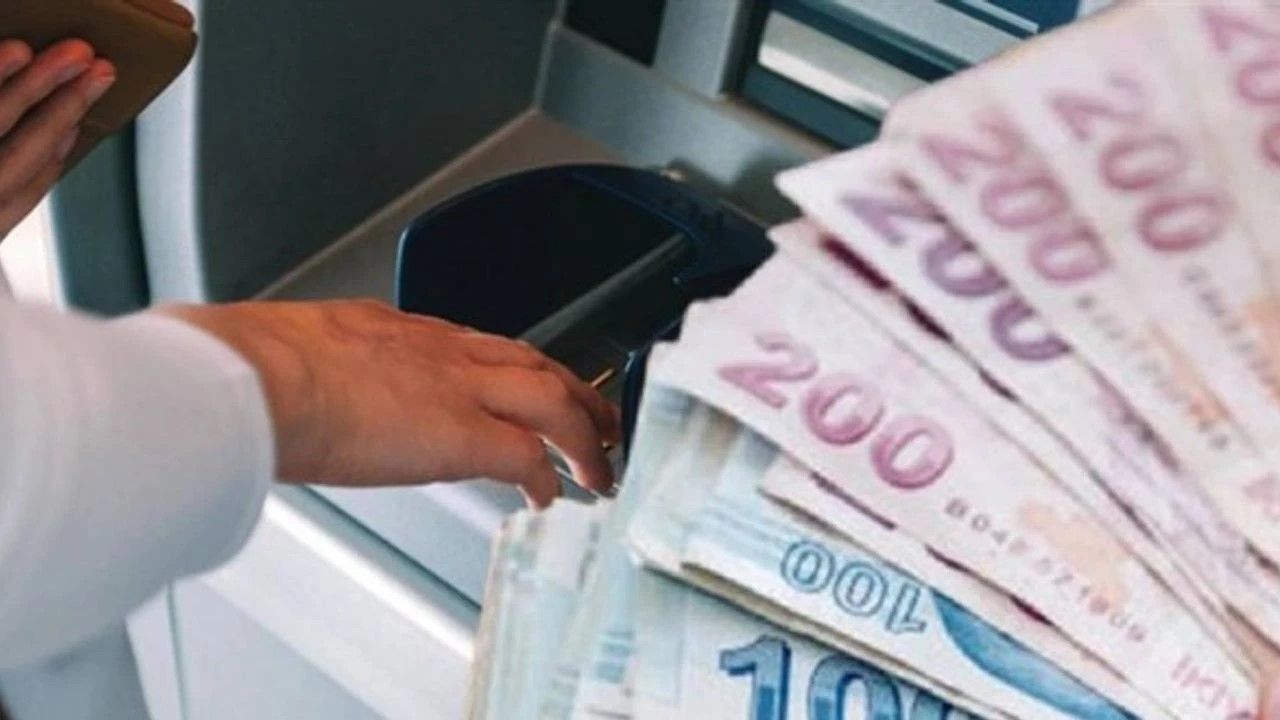 Milyonlarca Emeklinin Zam Farkı ve Ek Ödemesi Ne Zaman Yatacak? Tarih Verildi