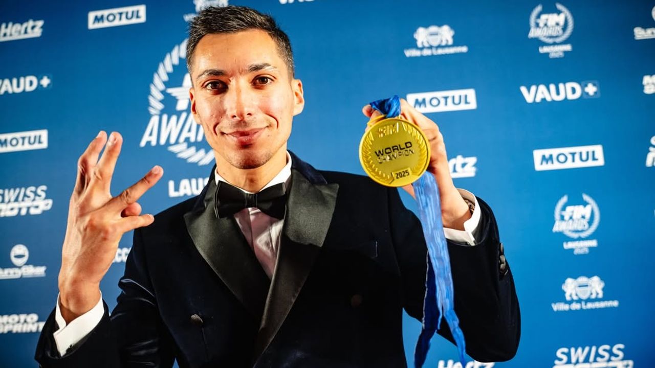 Hem yarışta hem sahnede iddialı: Toprak Razgatlıoğlu kimdir, nereli, kaç yaşında?