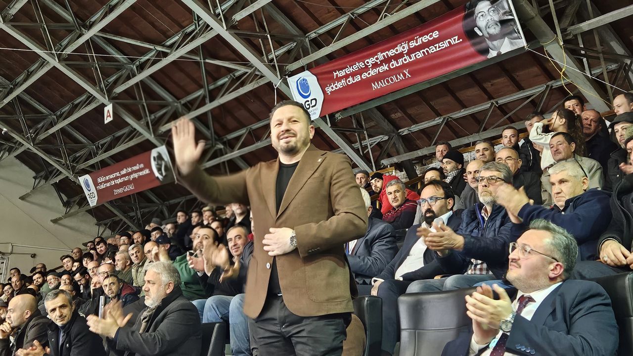 AK Parti Balıkesir Teşkilatı Yeni Yıla Sahada Girdi