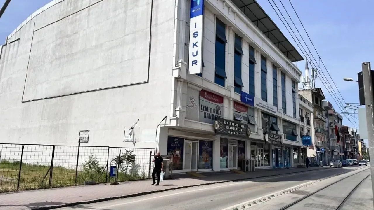 İŞKUR Kocaeli, 13 Sürücülü Araç İçin İhaleye Çıkıyor