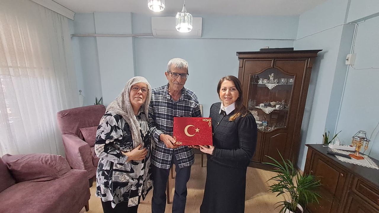 İzmit Belediyesi Kahraman Gazileri Yalnız Bırakmıyor