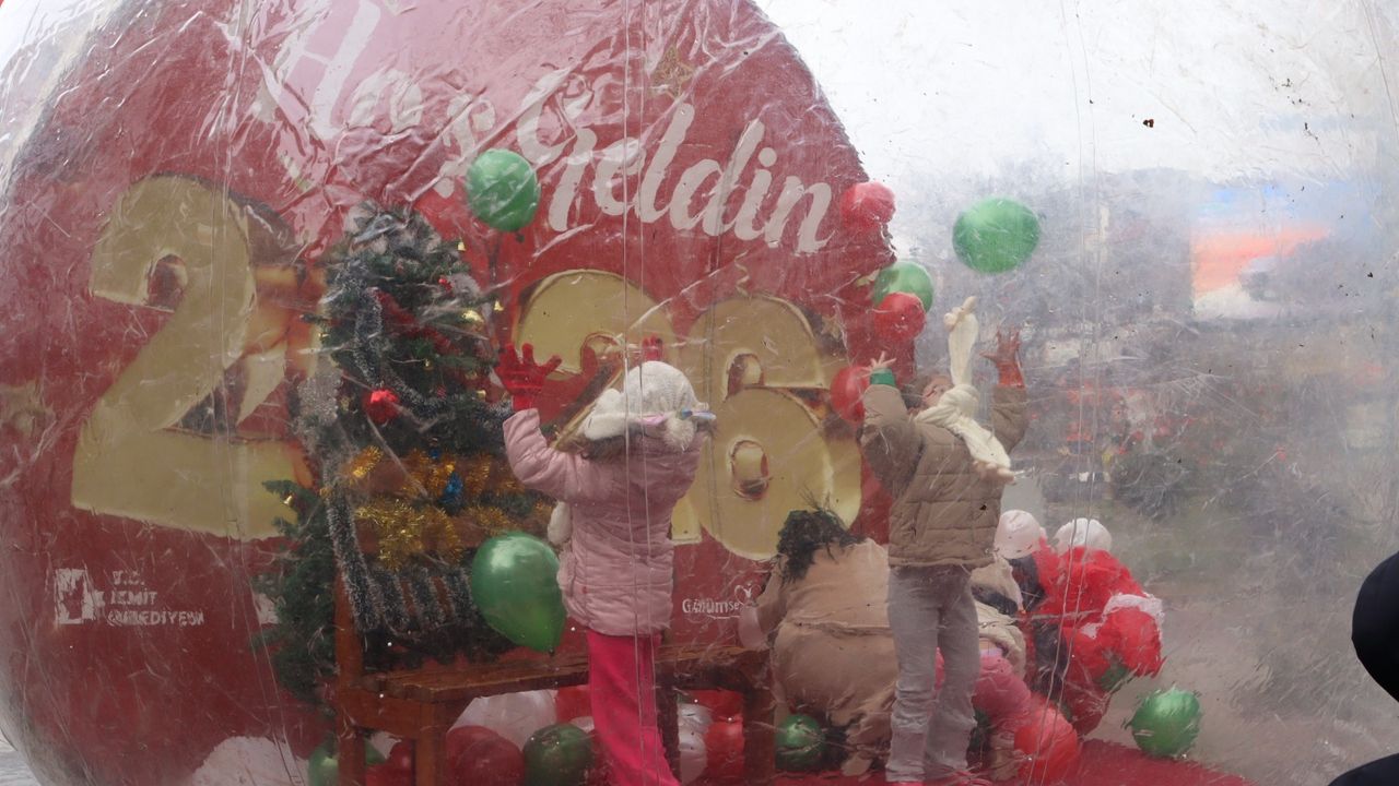 2026'ya İzmit'te Muhteşem Karşılama: 500 Bin Ziyaretçi Akın Etti