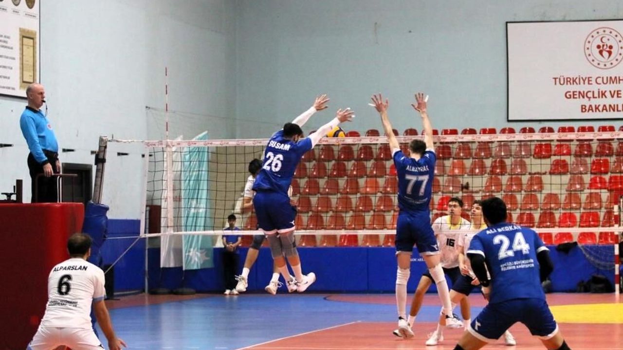 Kocaeli Bu Takımı Konuşuyor: Kağıtspor Efeler Ligi Yolunda