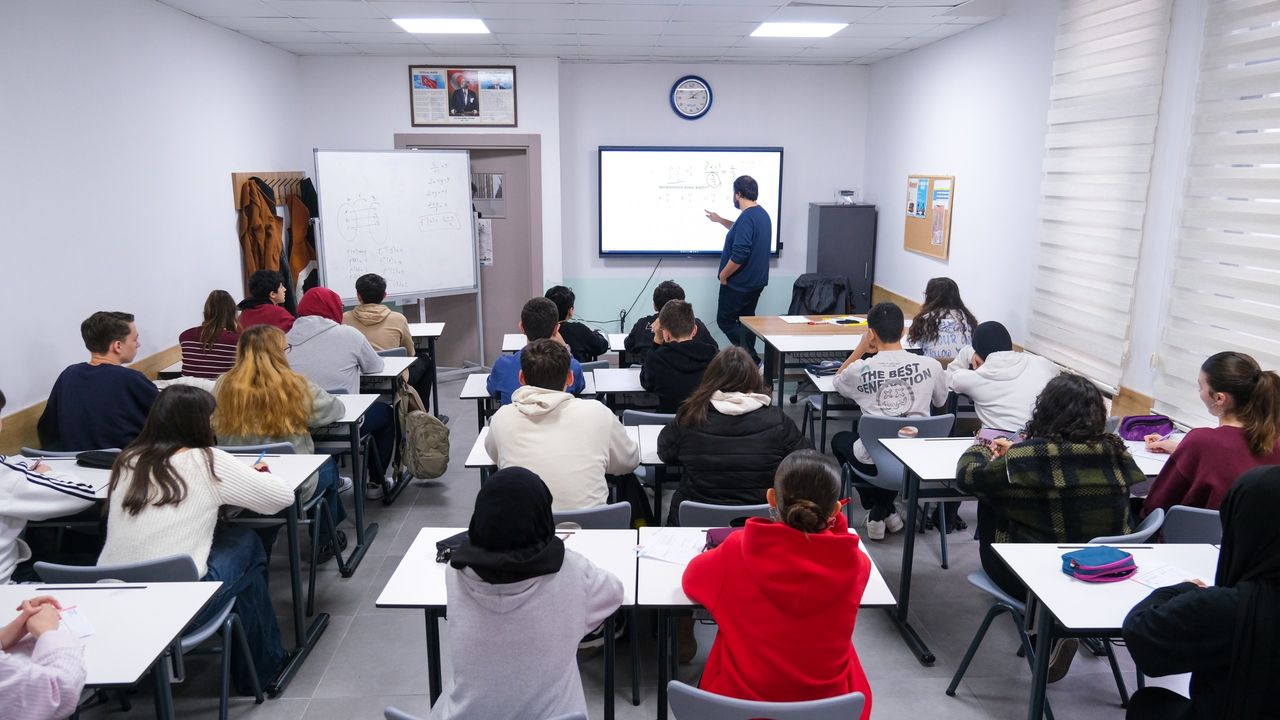 Kocaeli’de eğitimde örnek uygulama: Akademi Liselerle başarıya giden yol açılıyor