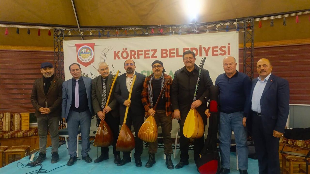 KOŞEDER’in Ozanlar Gecesi Etkinliği Körfez’de Büyük Beğeni Topladı