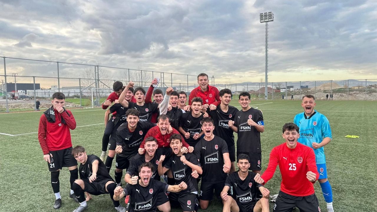 U19 Gelişim Ligi’nde Kullar 1975 Spor’dan 2-0’dan 3-2’lik Zafer!