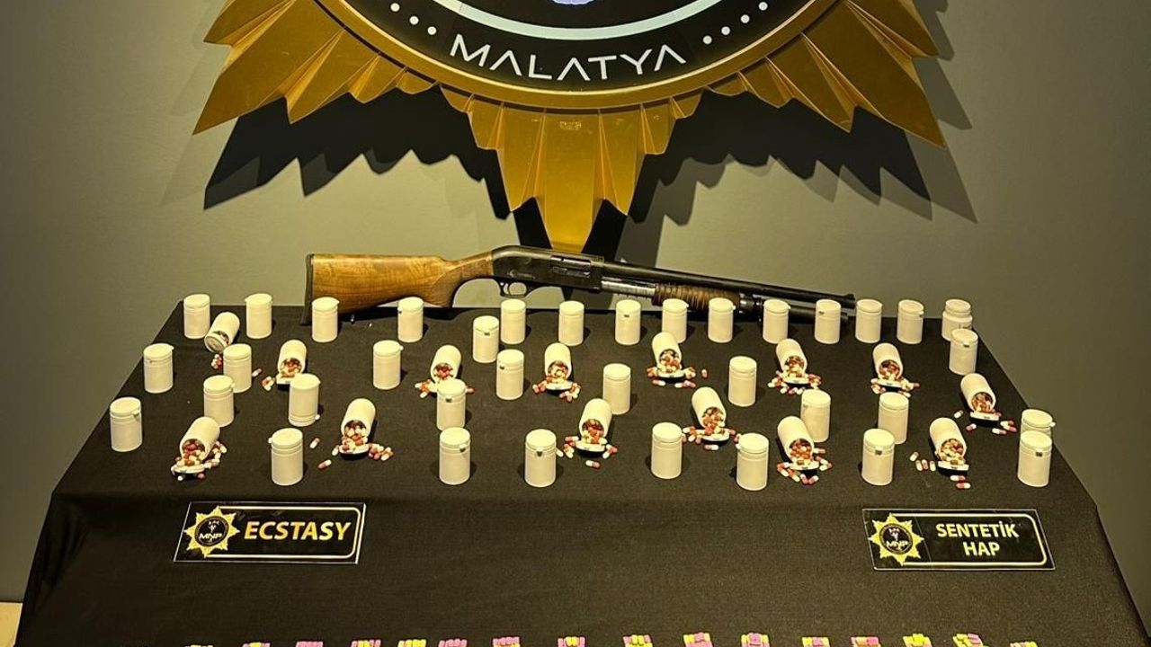 Malatya’da torbacı operasyonu: Çok sayıda uyuşturucu madde ele geçirildi, 3 tutuklama