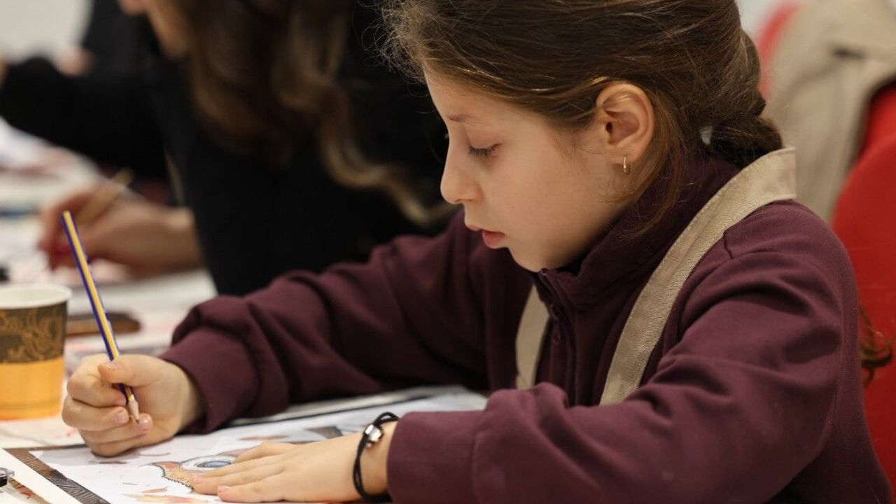 Minik Sanatçılar, Kartepe’de Yarıyıl Tatilini Sanatla Noktaladı