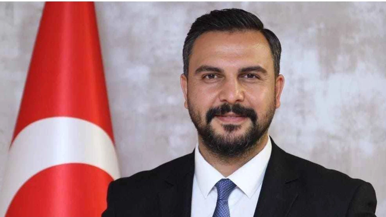 Kocaeli Büyükşehir’de Naci Kazak’a yeni görev