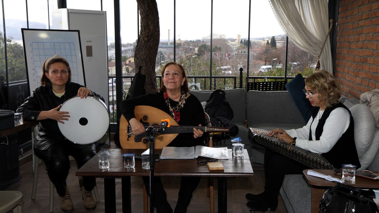 Saygınlar Kulübü’nde Notalar Gönüllere Dokundu