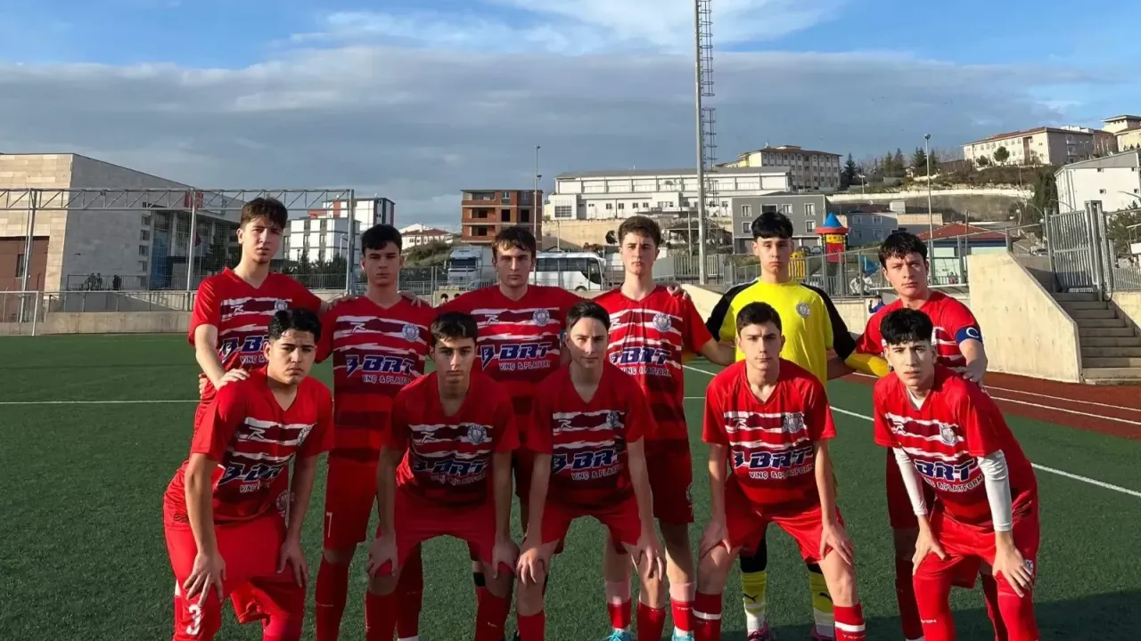 Derince Yavuzspor ile Darıca Martı, Baraj Maçında Karşı Karşıya Gelecek