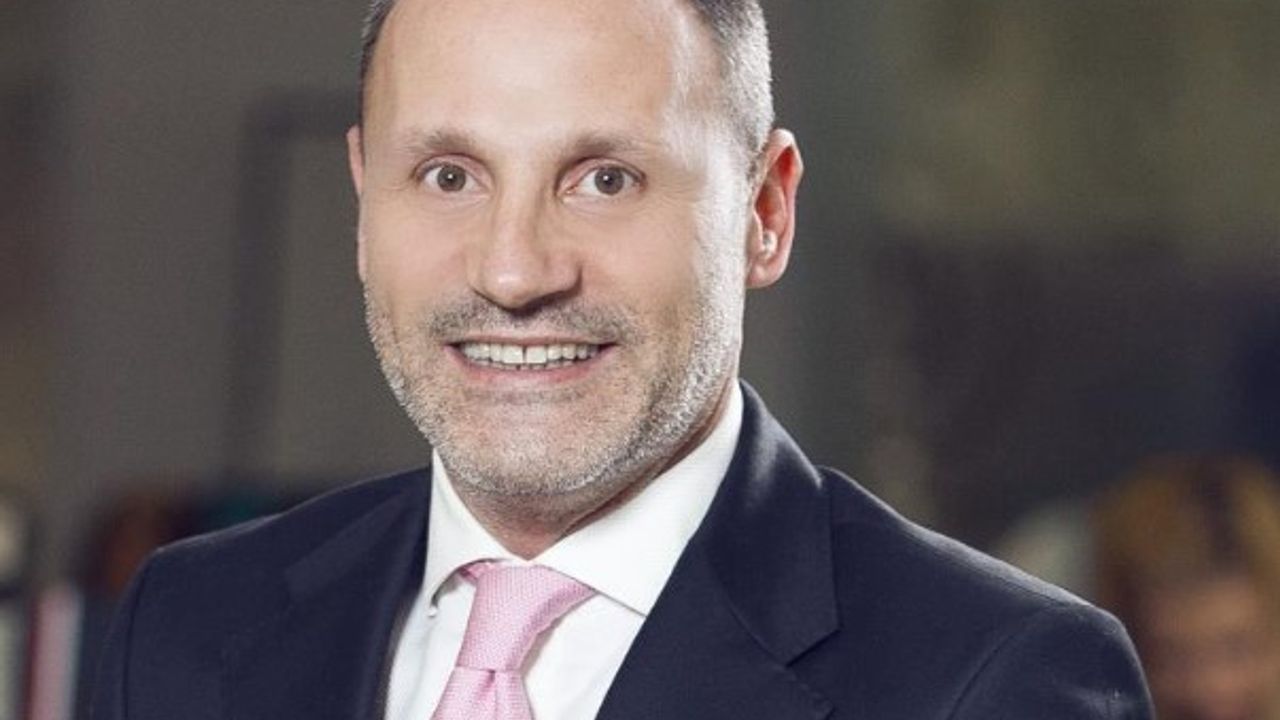 Ülker satışın direksiyonunu Kayhan Zenginoğlu’na emanet etti!