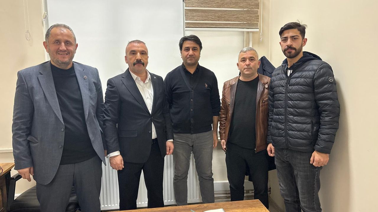 MHP Dilovası’ndan Basın Müdürü Cemil Memiş’e Hayırlı Olsun Ziyareti