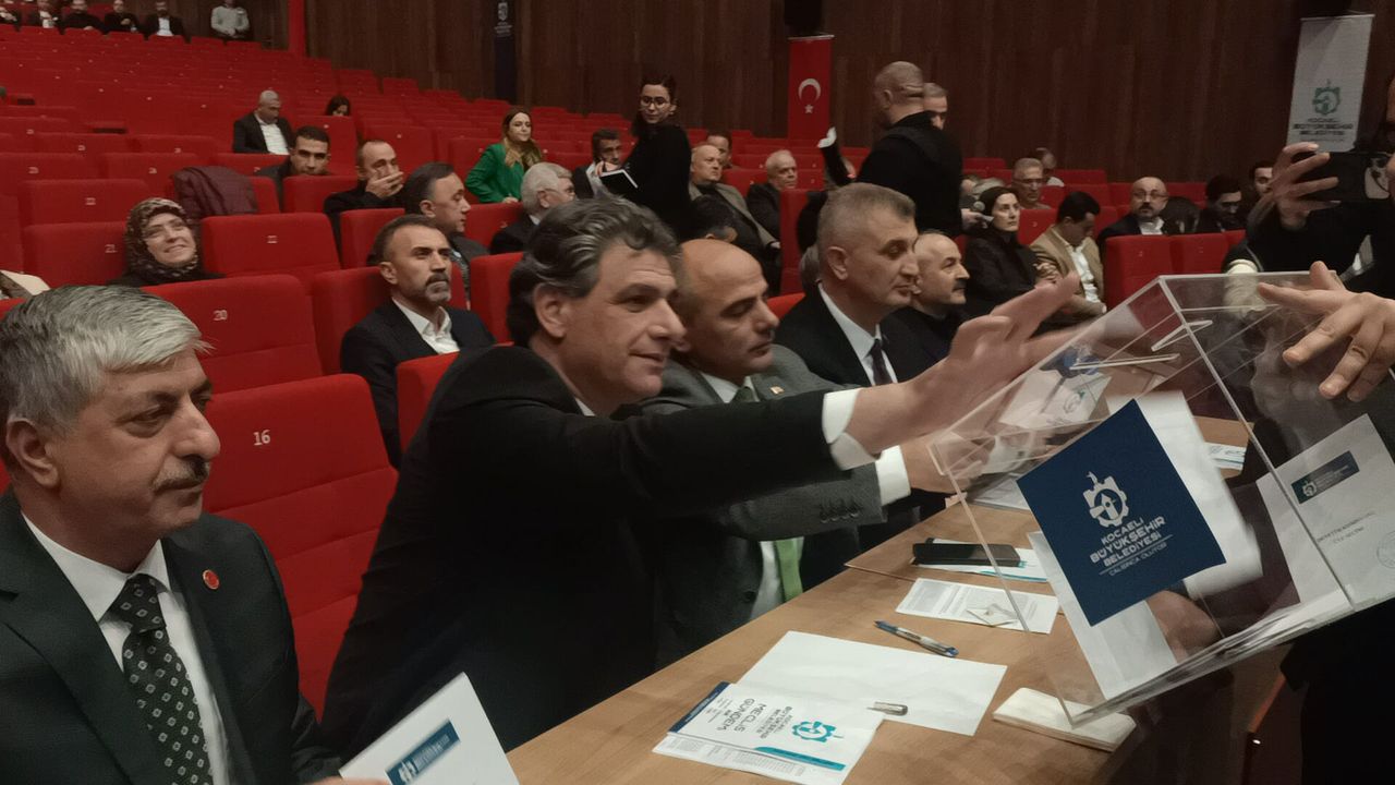 Başkan Büyükakın başkanlığında toplandılar: 2026 Denetim Komisyonu kuruluyor