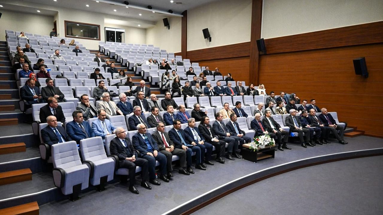 Bağımlılıkla Mücadele İl Koordinasyon Kurulu 2026 Yılı Birinci Toplantısı Vali İlhami Aktaş Başkanlığında Gerçekleşti