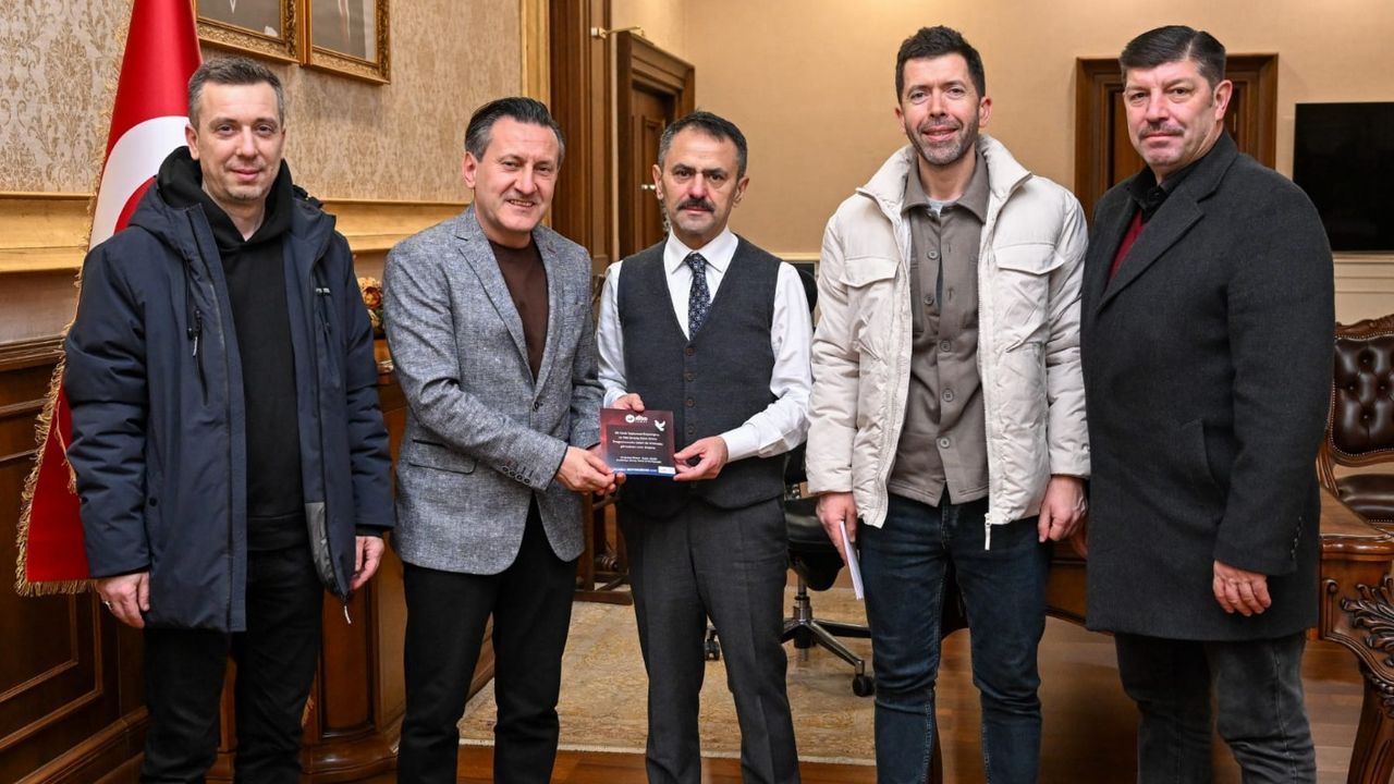 Batı Trakya Türkleri Dayanışma Derneği İzmit Şubesi’nden Vali İlhami Aktaş’a davet