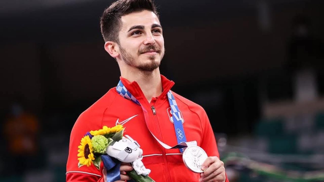 Kocaeli’nin gururu Eray Şamdan’dan bir başarı daha: Premier Lig’de final heyecanı