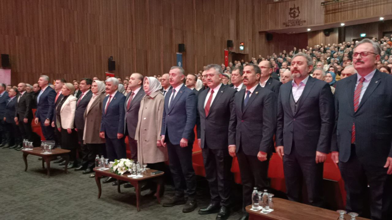 AK Parti Kocaeli 114. Genişletilmiş İl Danışma Meclisi Kocaeli’de Toplandı