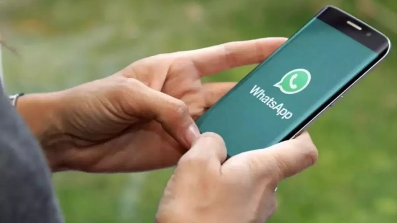 WhatsApp Kullanıcıları Şaşkın: Ücretsiz Dönem Bitiyor mu?