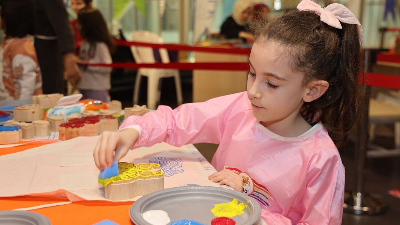 Kocaeli’de Çocuklara Eğlence Yağdı