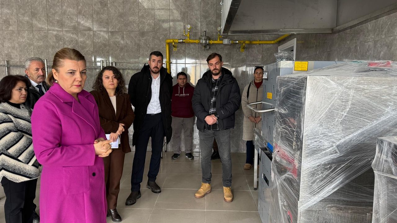 Başkan Hürriyet Yenilenen Aşevinde İncelemelerde Bulundu