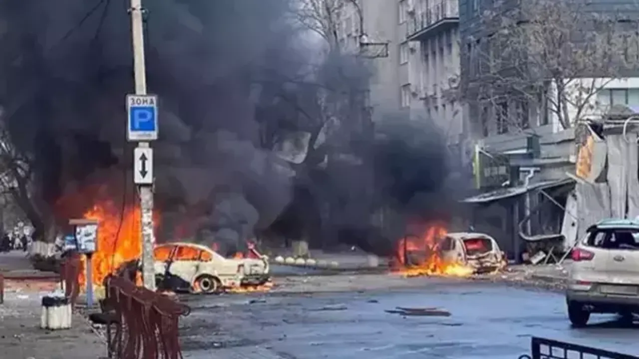 Yılbaşı Kutlamasına İHA Saldırısı: Kafeyi Hedef Aldılar