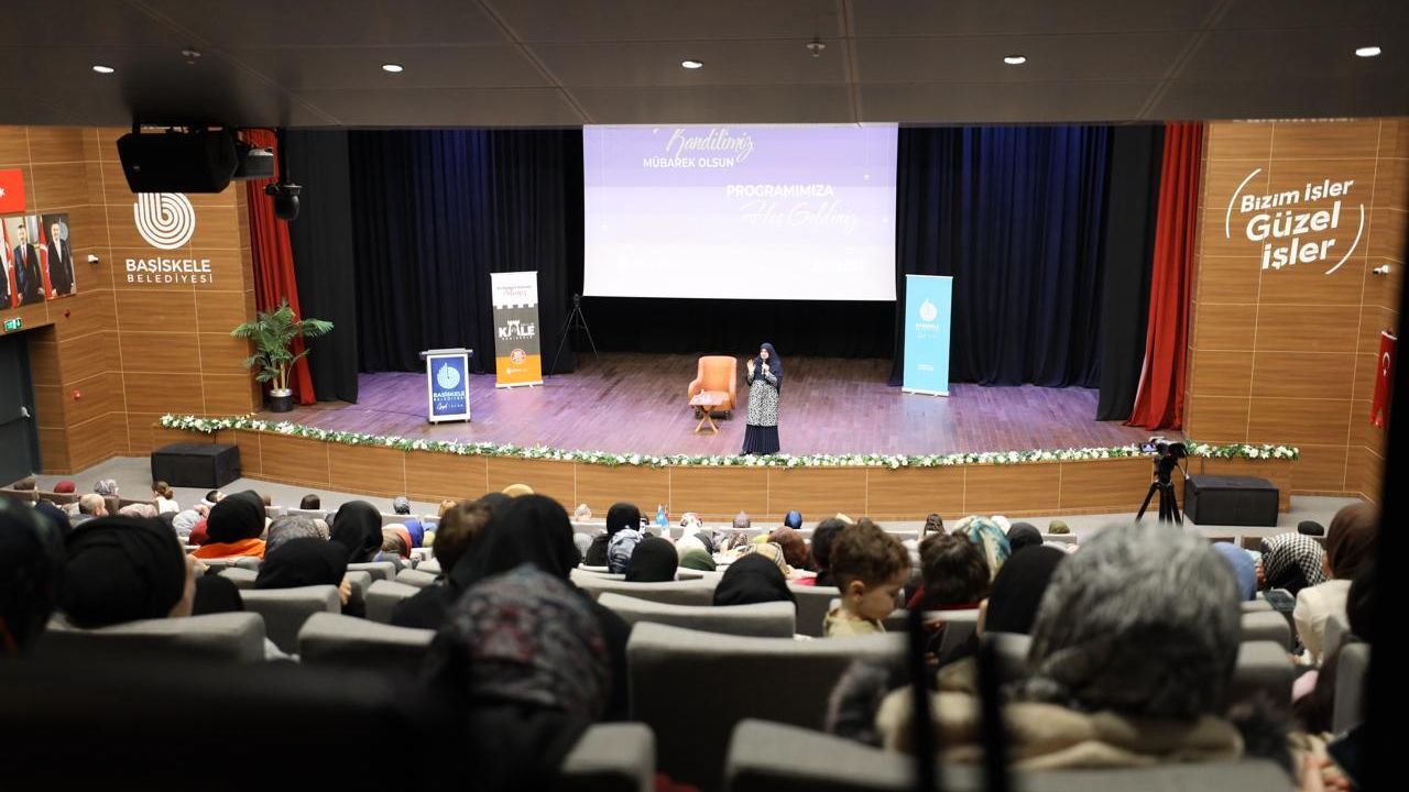 Başiskele’de Berat Gecesi’ne Özel Anlamlı Program Düzenlendi