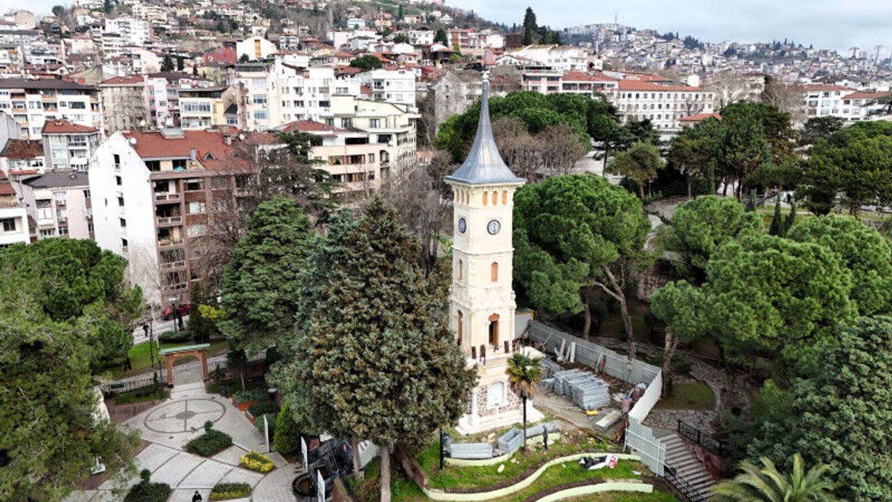 Tarihi İzmit Saat Kulesi gerçek kimliğine kavuşuyor