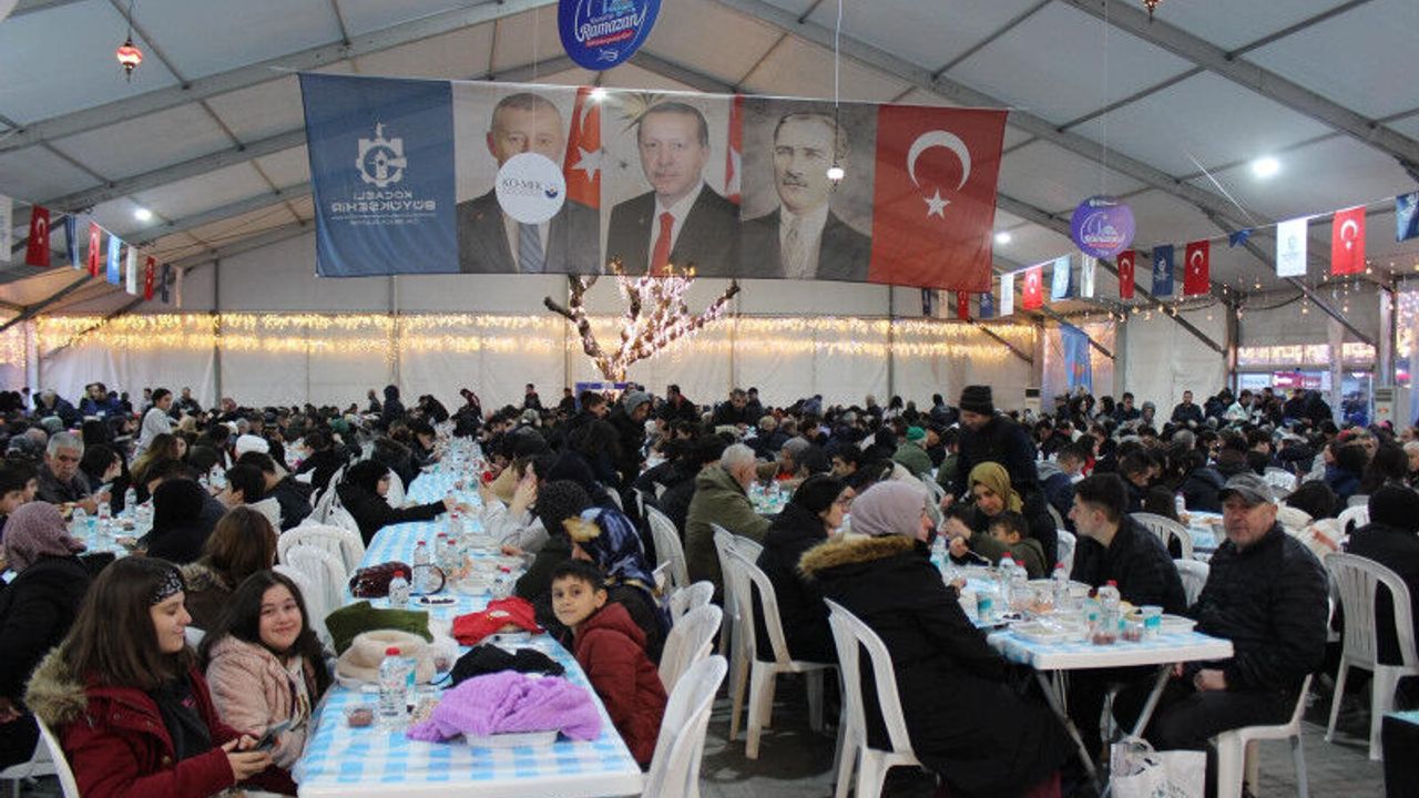 Gebze’de Gönüller Ramazan Çadırında Birleşiyor