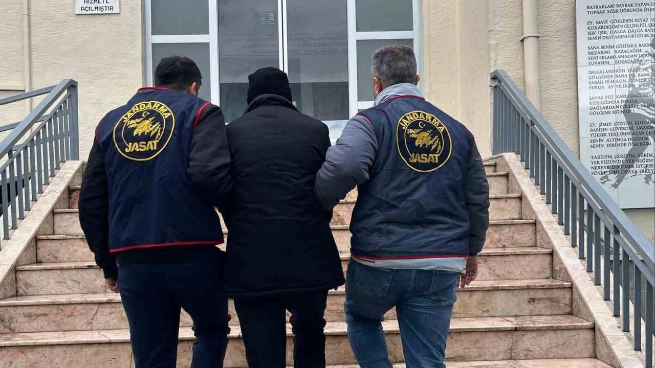 12 yıl hapis cezası bulunan firari Gediz’de yakalandı