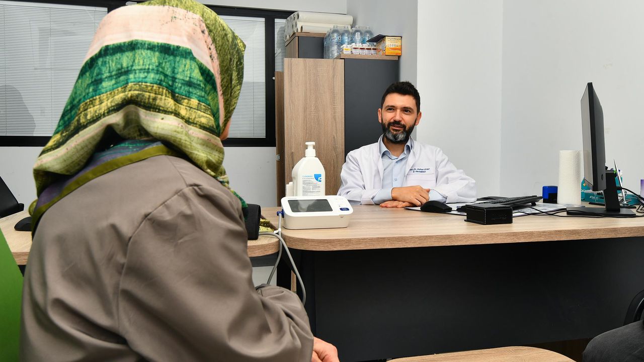 Kocaeli Üniversitesi Geriatri Polikliniği ile fark yaratıyor