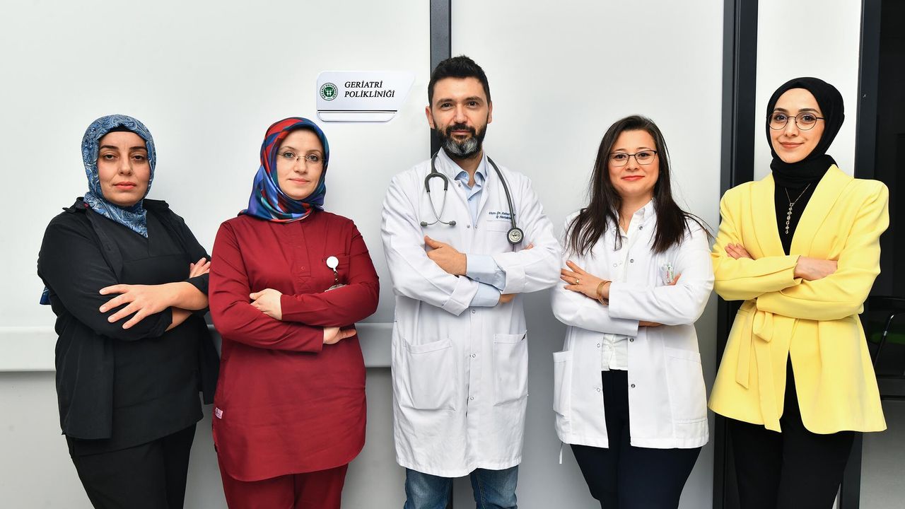Kocaeli Üniversitesi Geriatri Polikliniği ile Yaşlı Sağlığında Yeni Dönem