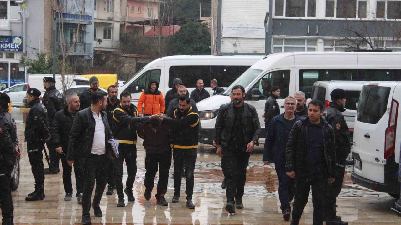 Çakaloğlu Çifti Cinayetinin Şüphelisi Adliyeye Sevk Edildi