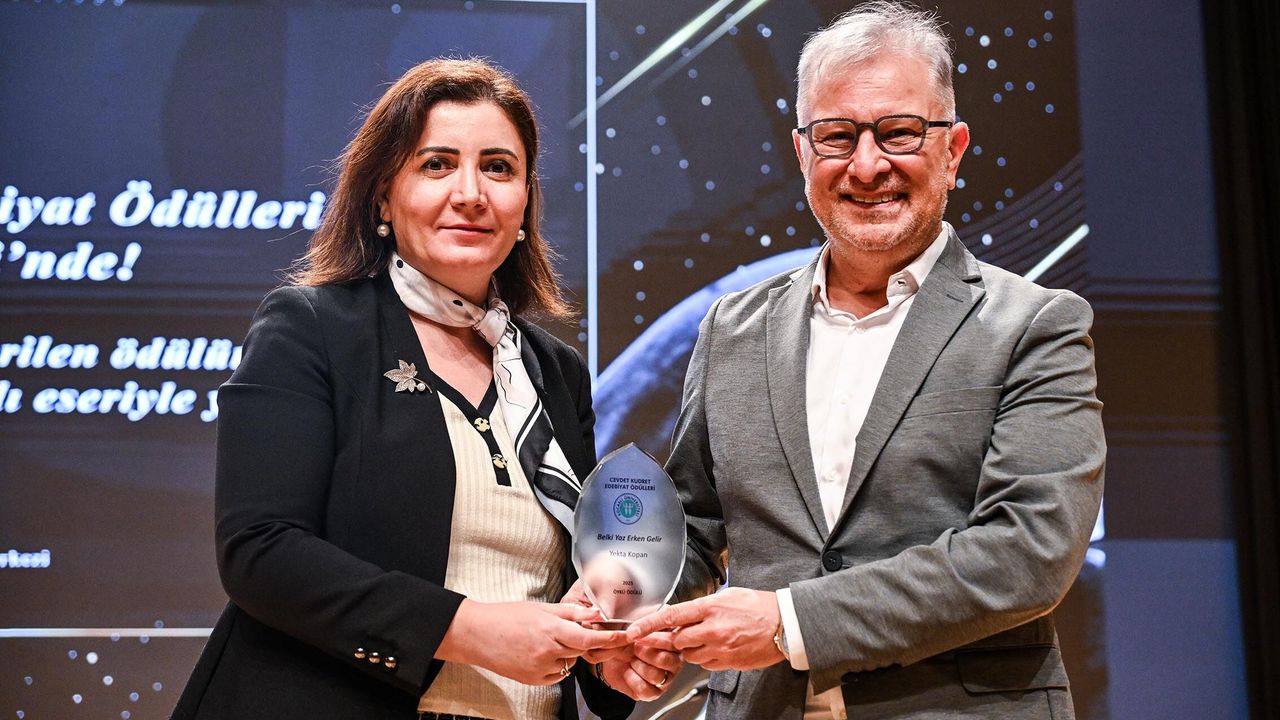 Cevdet Kudret Edebiyat Ödülleri Kocaeli Üniversitesi’nde Sahiplerini Buldu