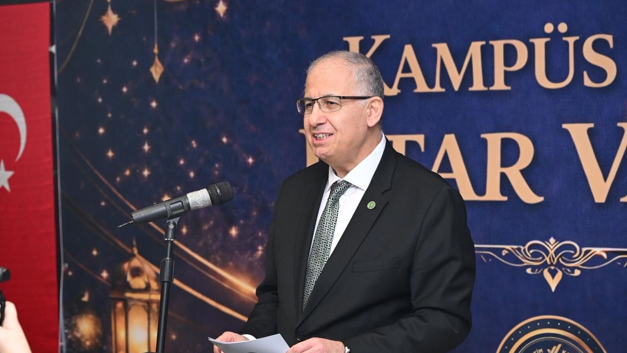 Ramazan’ın Bereketi Kocaeli Üniversitesi’nde Aile Havası Yarattı