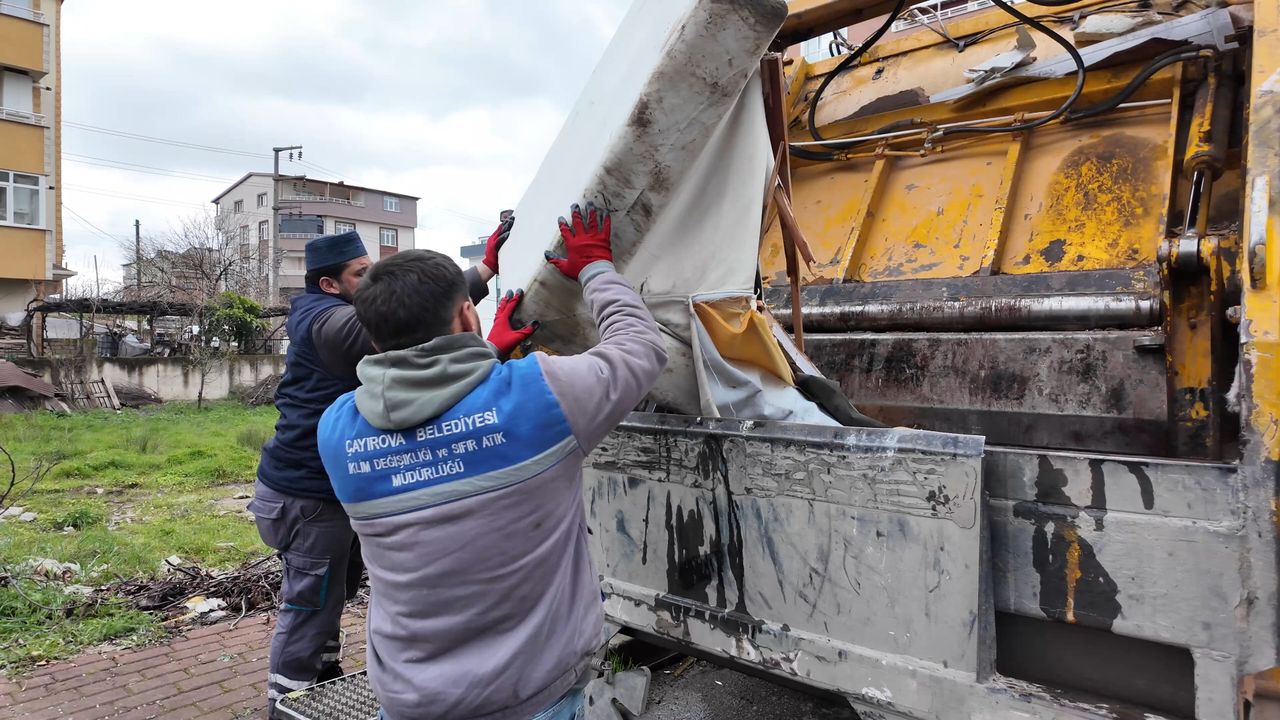 Çayırova Belediyesi’nden Kaba Atık Uyarısı
