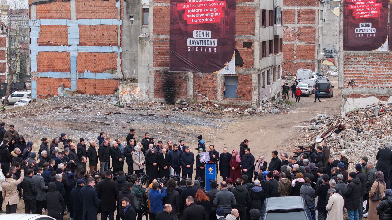 AK Parti İstanbul İl Başkanı Abdullah Özdemir’den Bayrampaşa’da sert çıkış: Burası kentsel dönüşüm değil, ihmal alanı